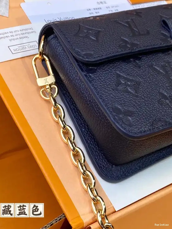Cheap On LOUIS Chain VUITTON Wallet Métis 0626